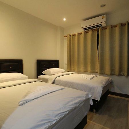 Chaiwat Guesthouse Bangkok Luaran gambar
