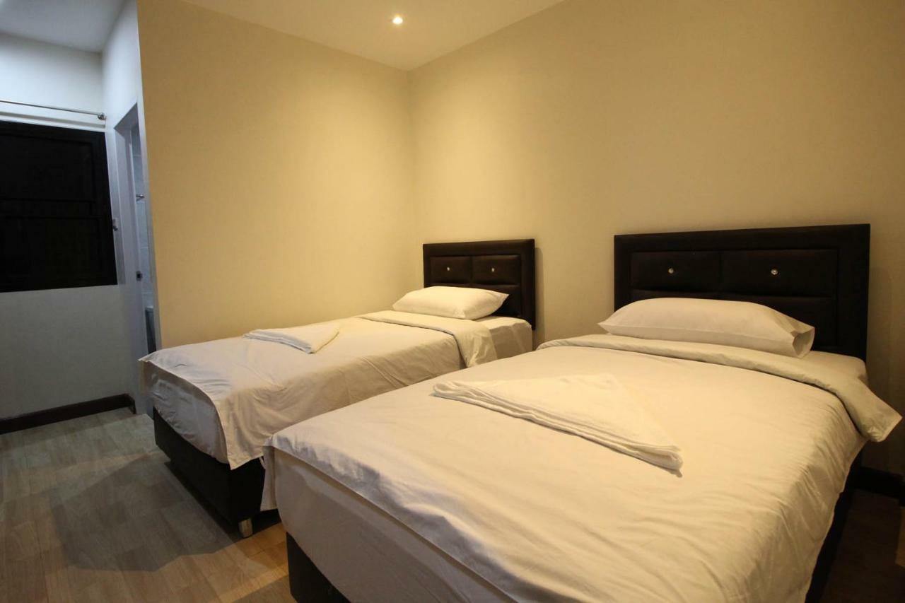 Chaiwat Guesthouse Bangkok Luaran gambar