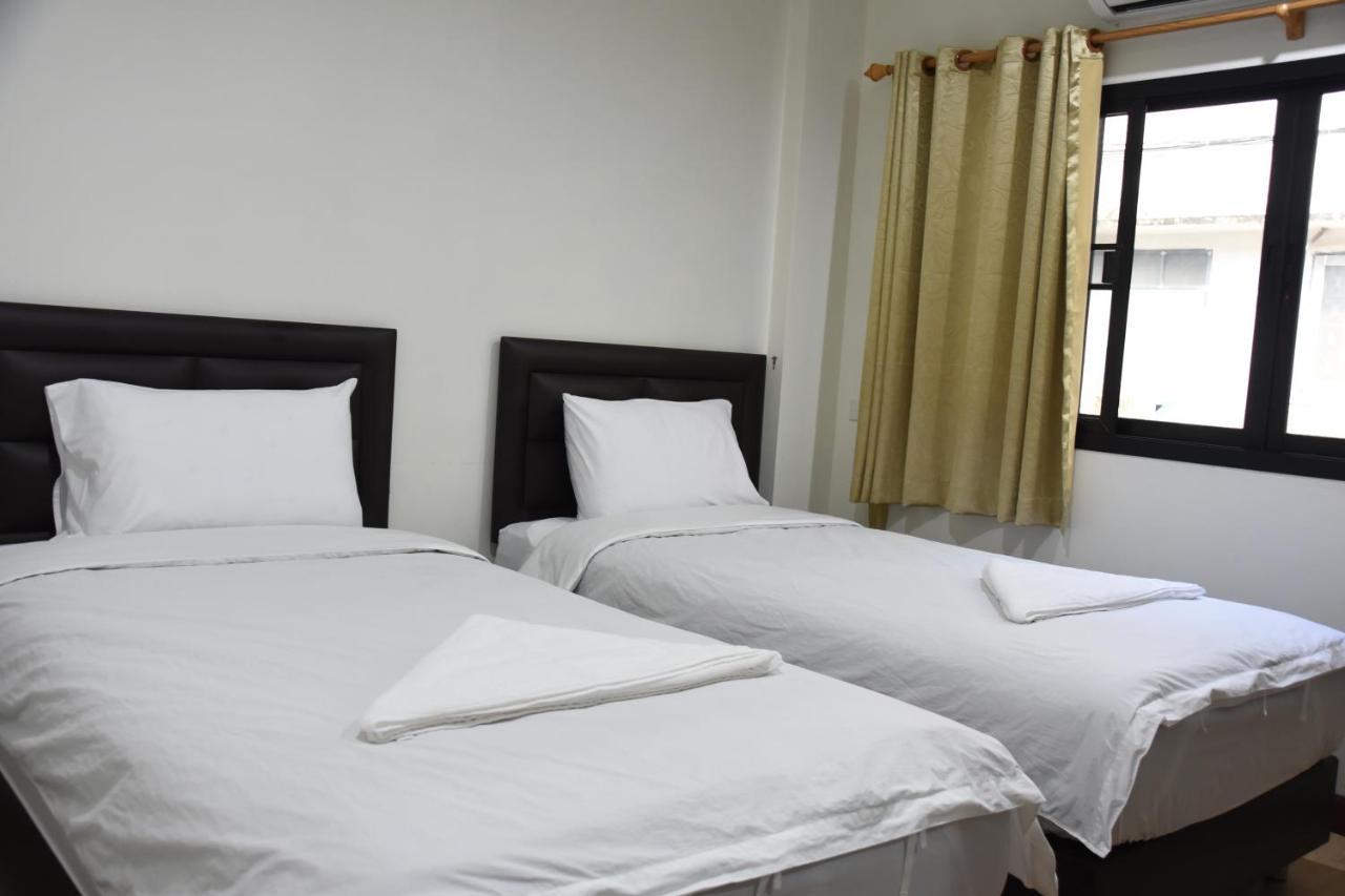 Chaiwat Guesthouse Bangkok Luaran gambar